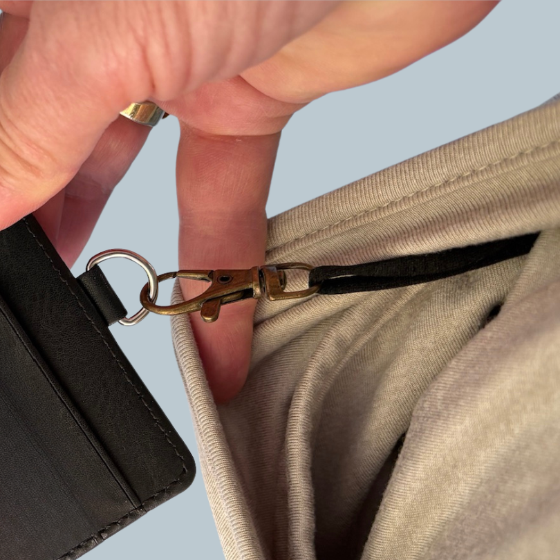 TuckTop™ Slim-Wallet